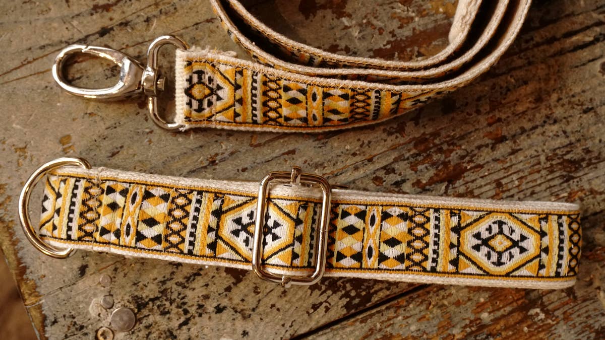 Hundsfutter - Ethnisch gestaltetes Halsband- und Leinen-Set