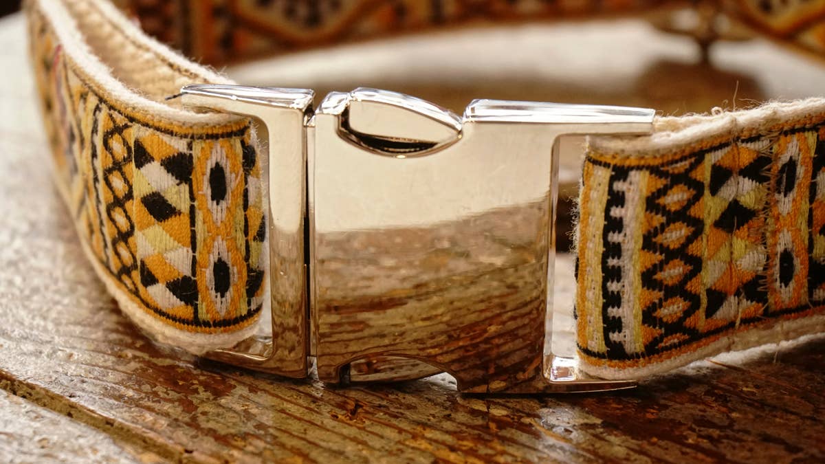Hundsfutter - Ethnisch gestaltetes Halsband- und Leinen-Set