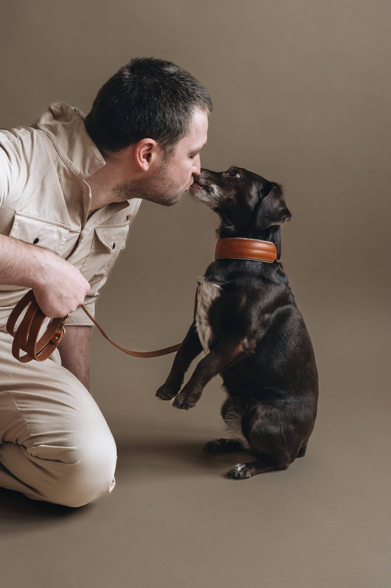 BAND&ROLL - Umhängeleine aus Leder für Hunde. Lasso