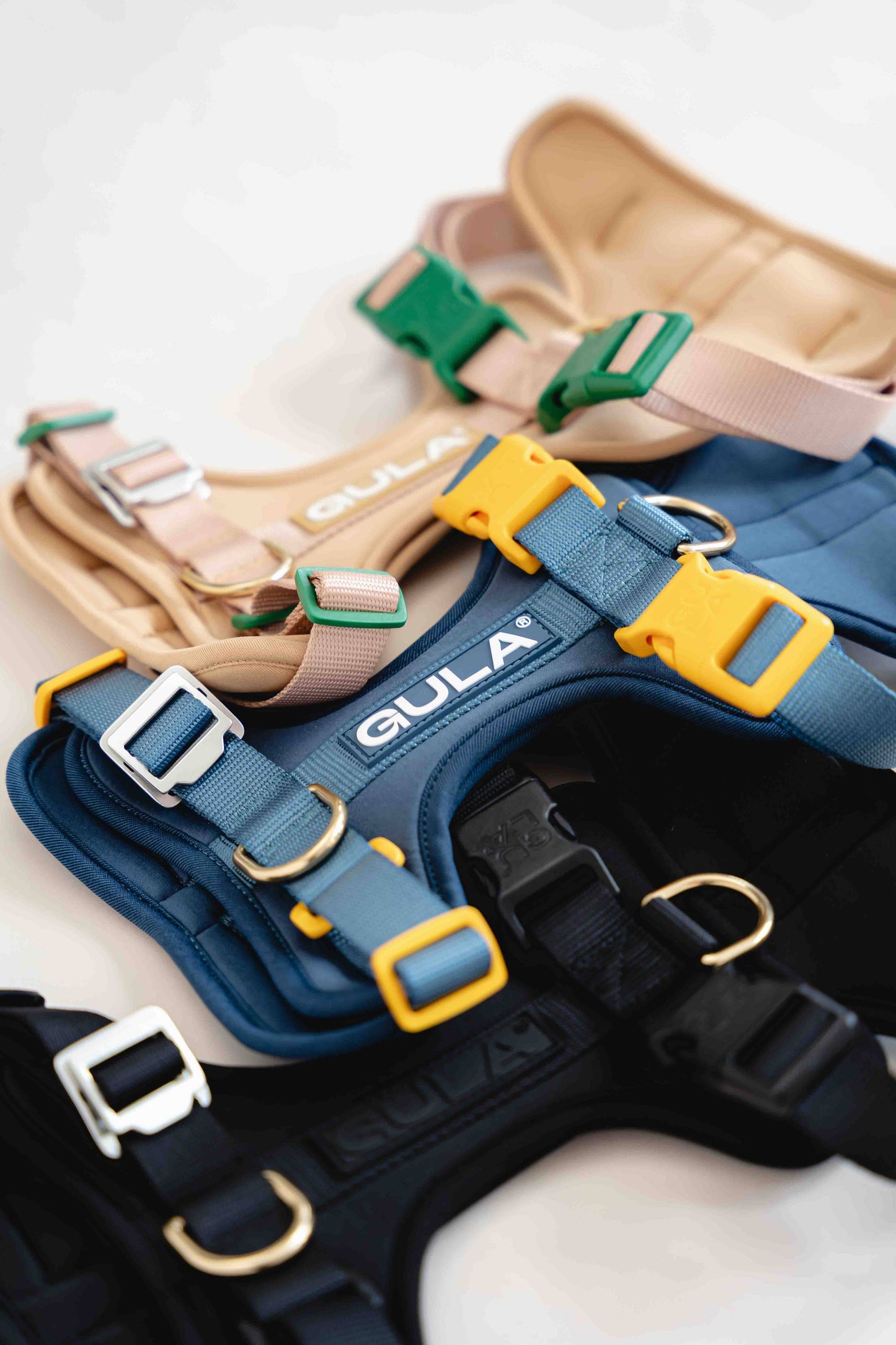 GULA - Hundegeschirr - Ganz in Schwarz