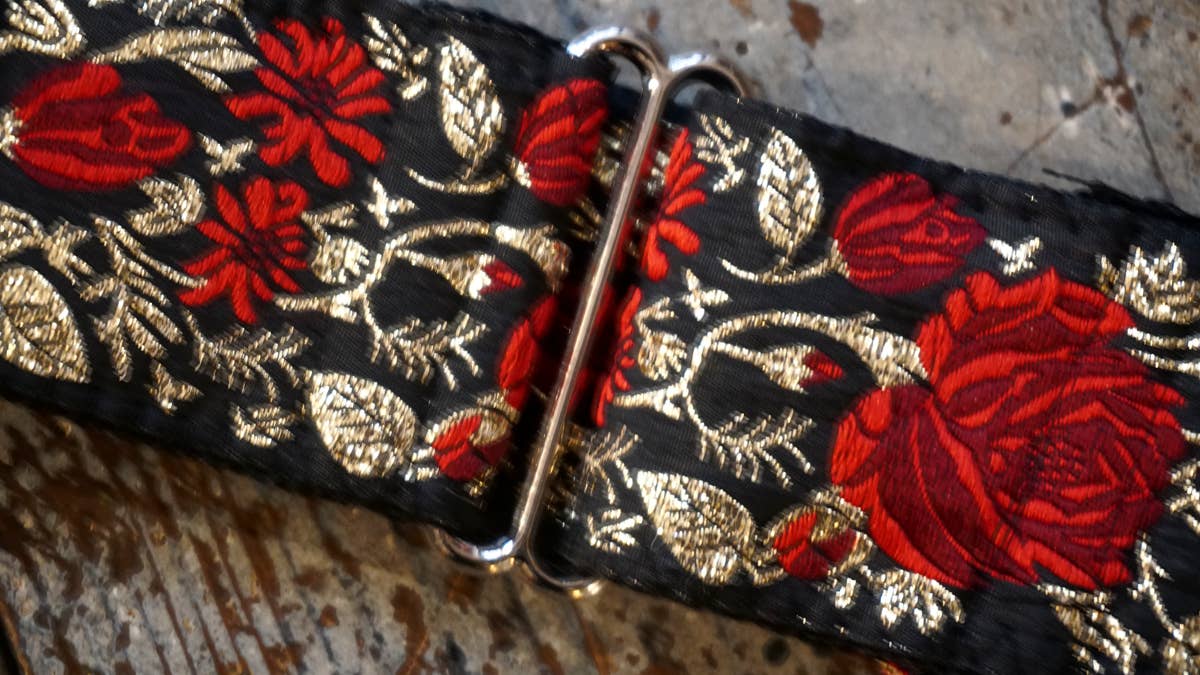 Hundsfutter - Breites Hundehalsband, limitierte Auflage, handgemacht