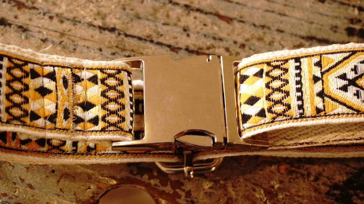 Hundsfutter - Ethnisch gestaltetes Halsband- und Leinen-Set