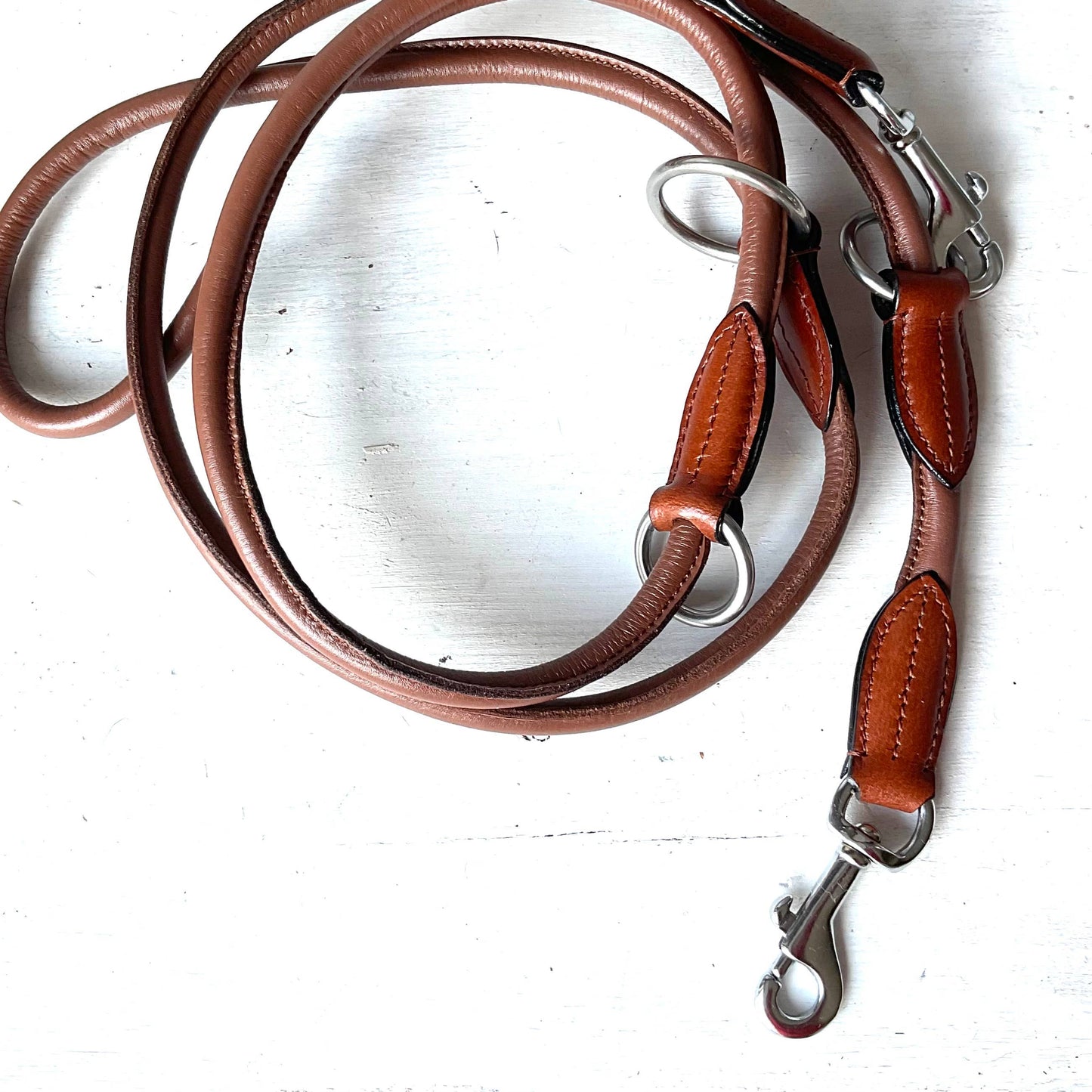 Kay-Line - Leder-Leine rundgenäht - COGNAC , 200 cm  , silver finish 