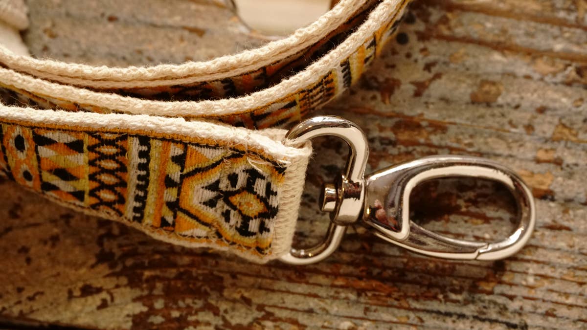 Hundsfutter - Ethnisch gestaltetes Halsband- und Leinen-Set