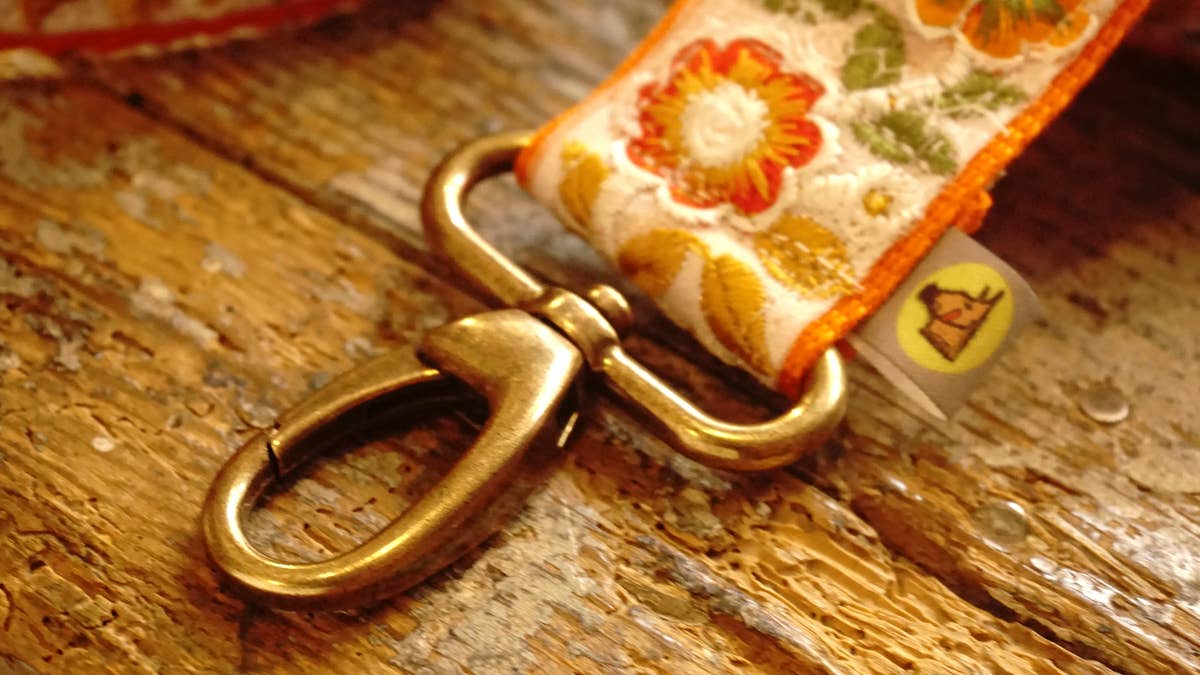 Hundsfutter - „Summertime“ Halsband- und Leinen-Set mit Blumendesign