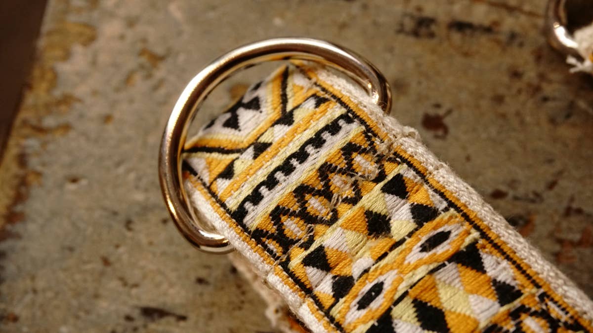 Hundsfutter - Ethnisch gestaltetes Halsband- und Leinen-Set