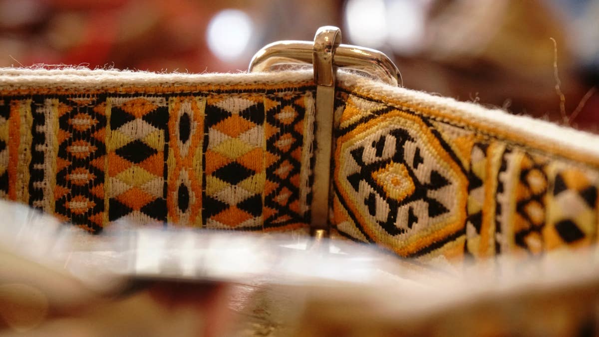 Hundsfutter - Ethnisch gestaltetes Halsband- und Leinen-Set