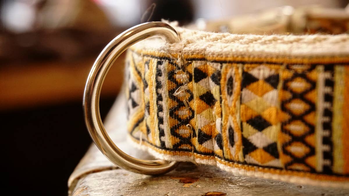 Hundsfutter - Ethnisch gestaltetes Halsband- und Leinen-Set